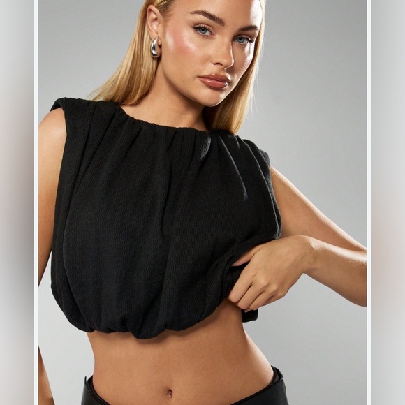 Black Women's Top - Picture 2 of 3